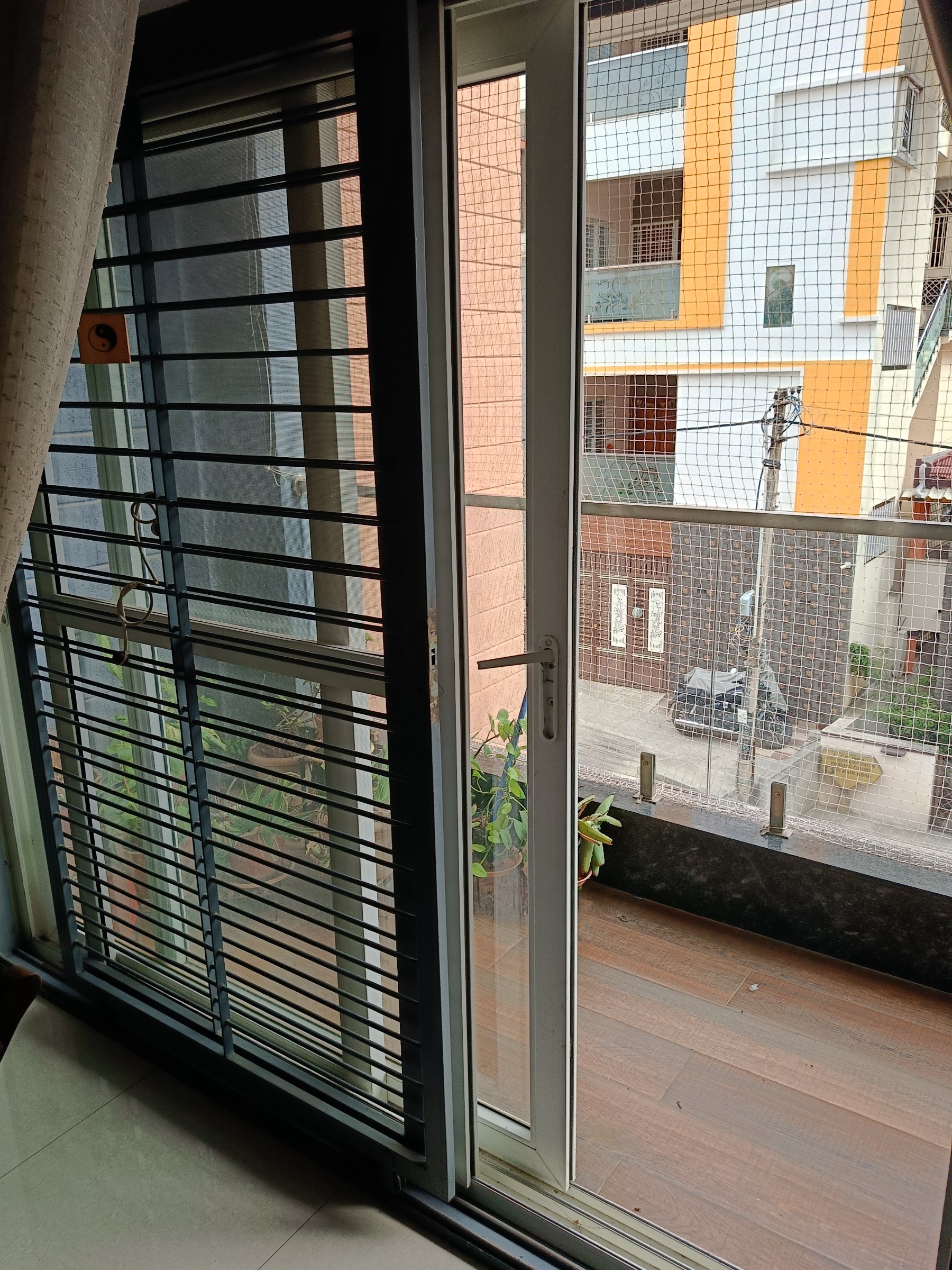 uPVC Sliding Door Repair and Wheel Replacement in Vijayanagar Bengaluru - Kutbi Aluminium Glass & Hardware
