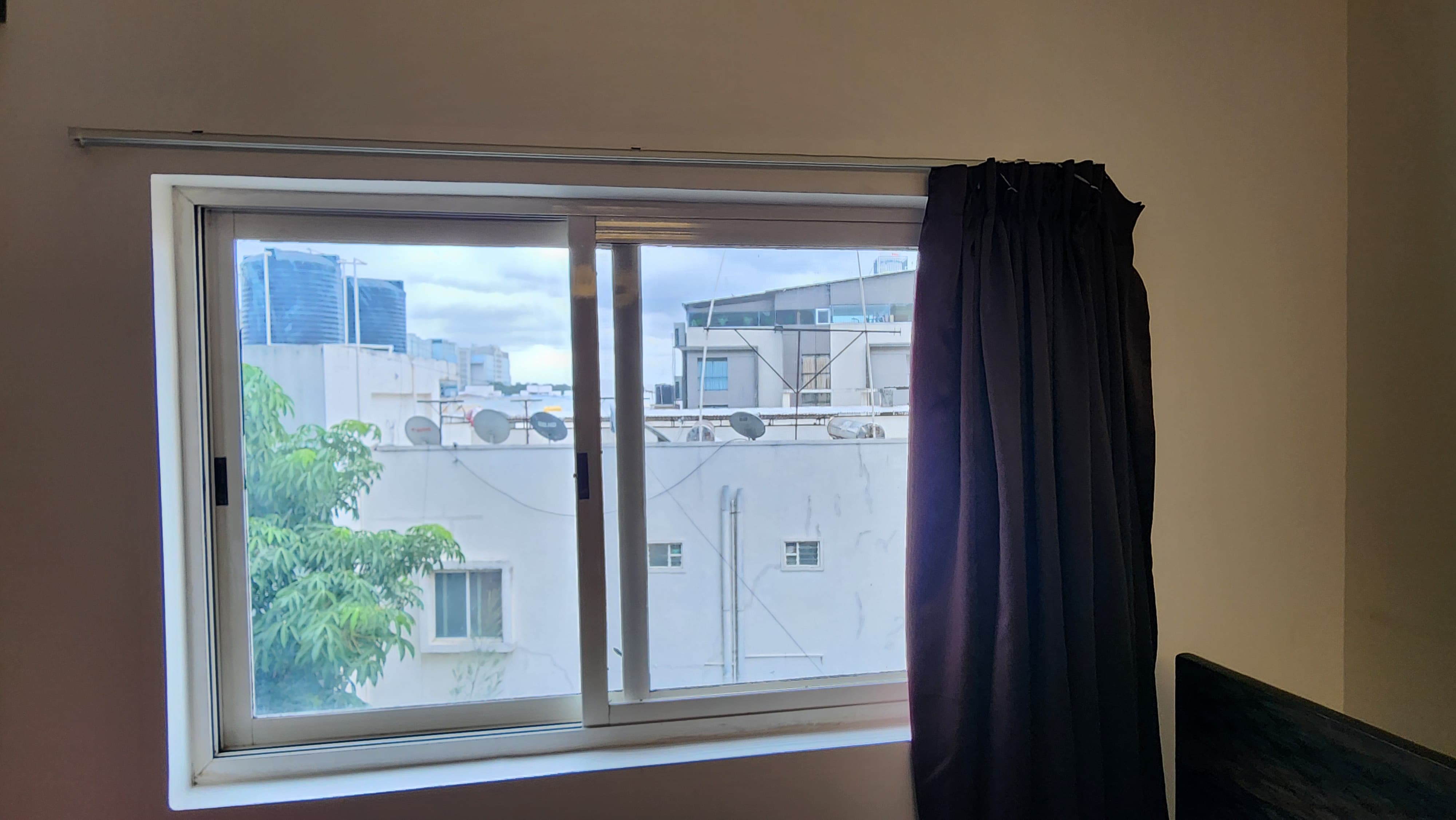 Aluminium Window Roller Replacement in Kaikondrahalli, Bengaluru - Kutbi Aluminium Glass & Hardware