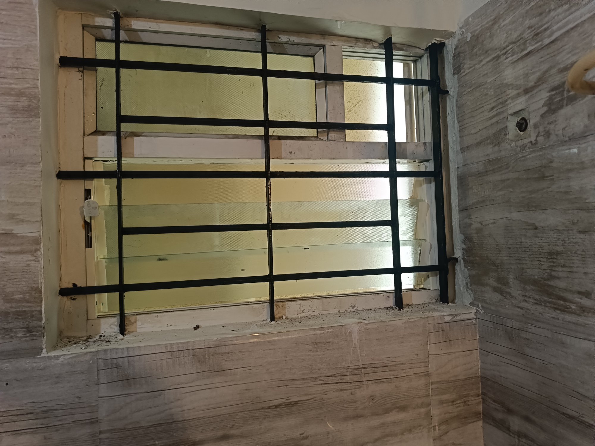 Bathroom Ventilation Installation in Kodichikknahalli, Bilekahalli, Bengaluru, Karnataka - after - Kutbi Aluminium Glass & Hardware