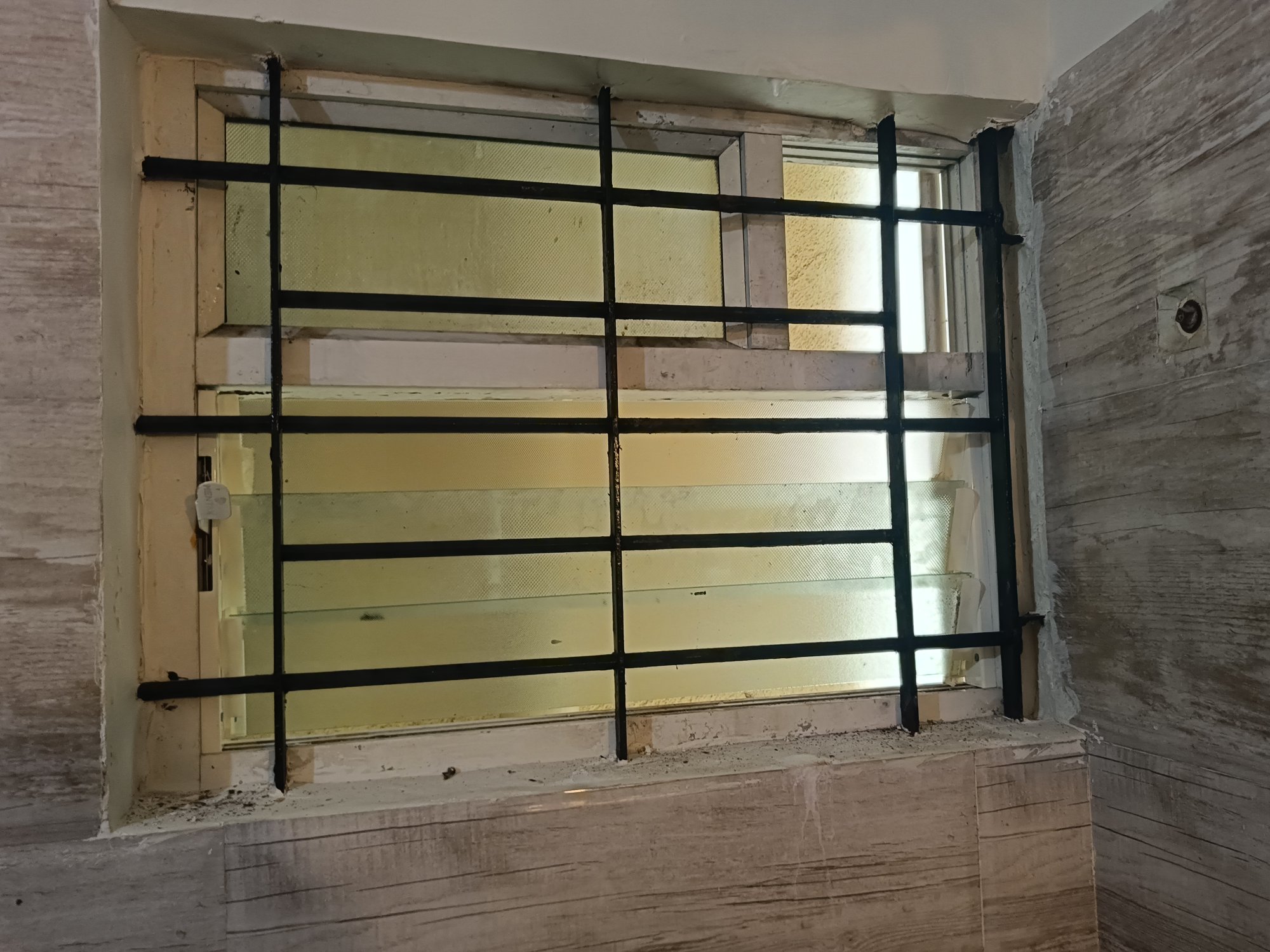 Bathroom Ventilation Installation in Kodichikknahalli, Bilekahalli, Bengaluru, Karnataka - after - Kutbi Aluminium Glass & Hardware
