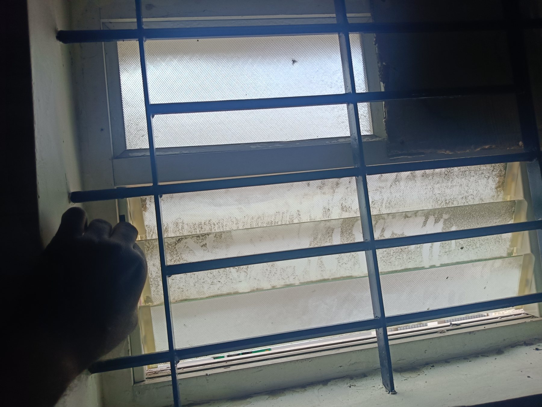 Bathroom Ventilation Glass Replacement in Gottigere, Bannerghatta Road, Bengaluru, Karnataka - after - Kutbi Aluminium Glass & Hardware