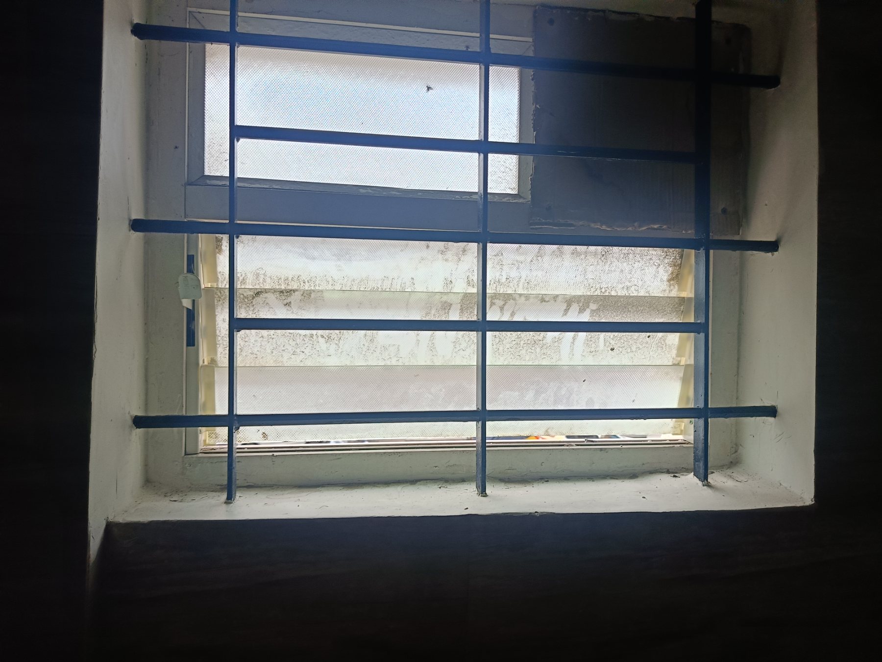 Bathroom Ventilation Glass Replacement in Gottigere, Bannerghatta Road, Bengaluru, Karnataka - after - Kutbi Aluminium Glass & Hardware