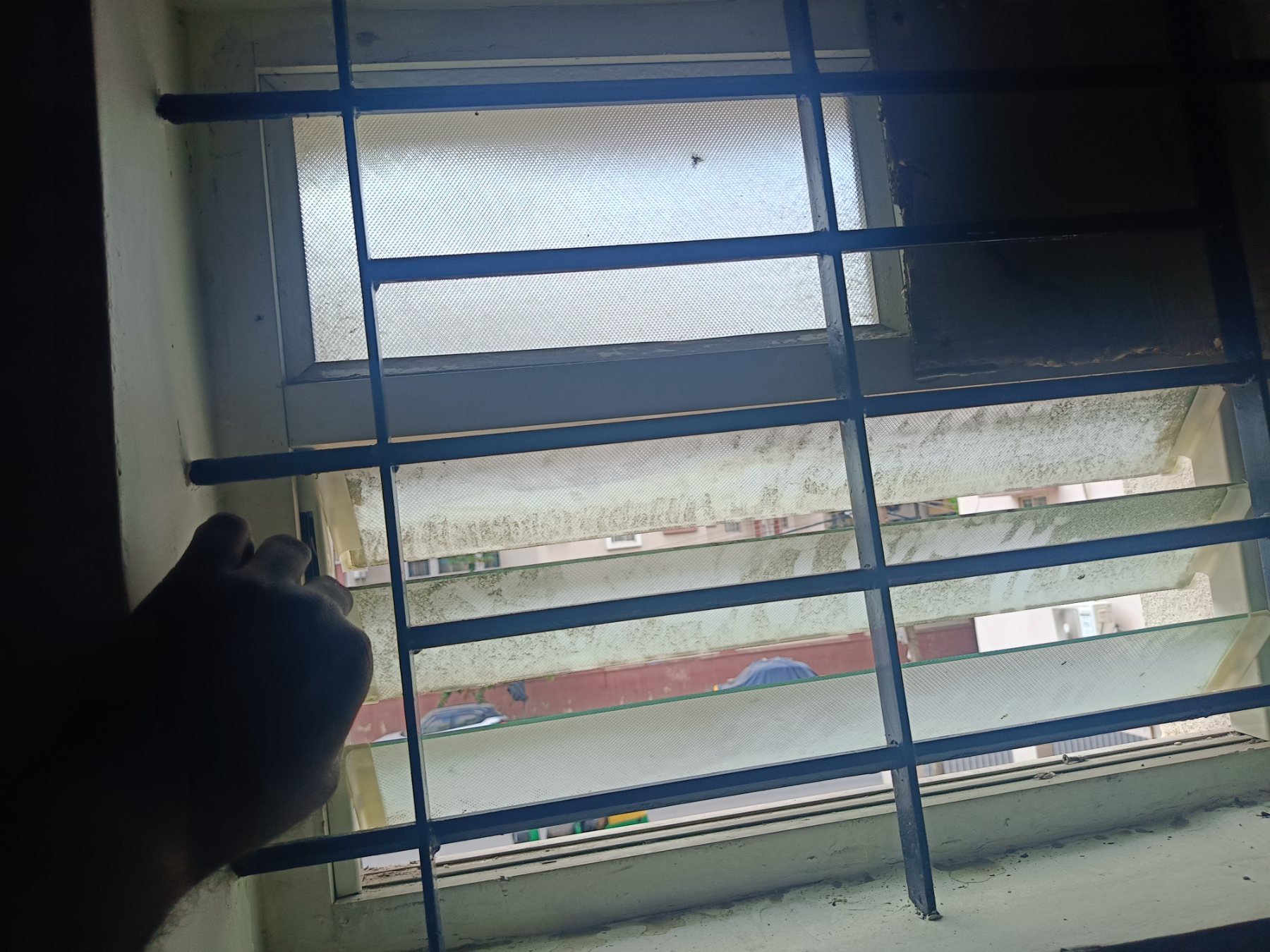 Bathroom Ventilation Glass Replacement in Gottigere, Bannerghatta Road, Bengaluru, Karnataka - after - Kutbi Aluminium Glass & Hardware