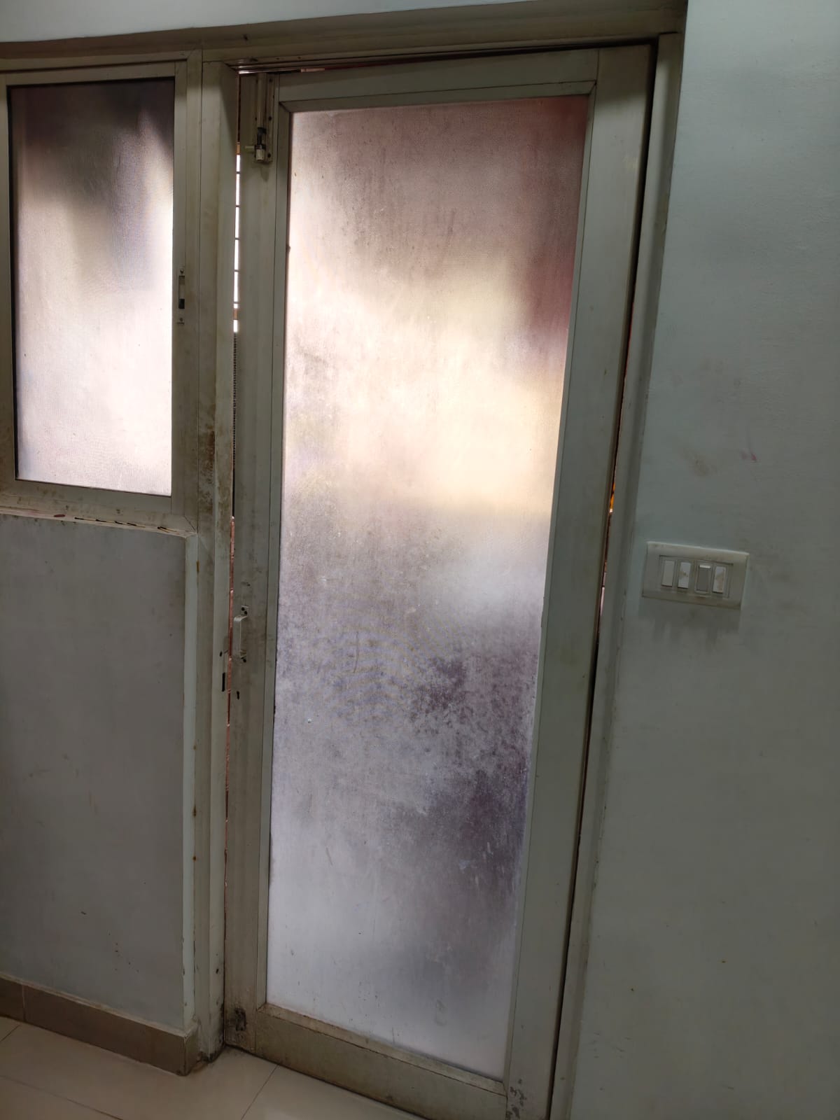 Aluminium Sliding Window Repair in Karuna Nagar, Doddathoguru, Electronic City Phase I, Bengaluru, Karnataka 560100 - Kutbi Aluminium Glass & Hardware