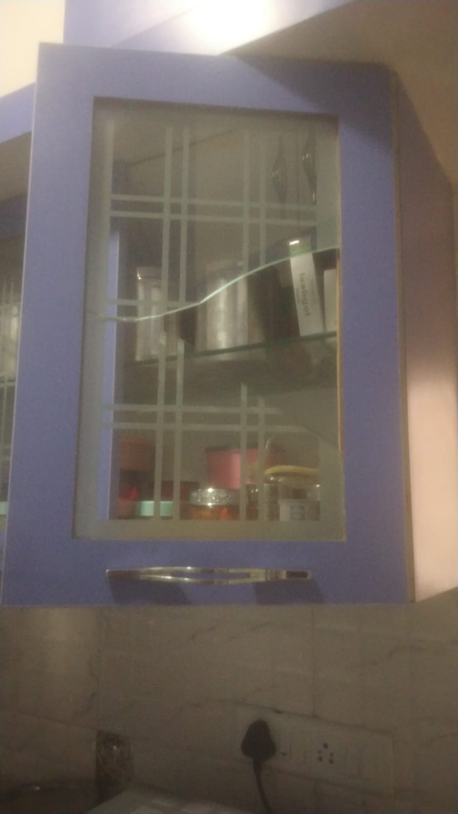 Broken Glass Replacement in Nobonagar, Bannerghatta Road, Bengaluru, Karnataka, Bengaluru - Kutbi Aluminium Glass & Hardware