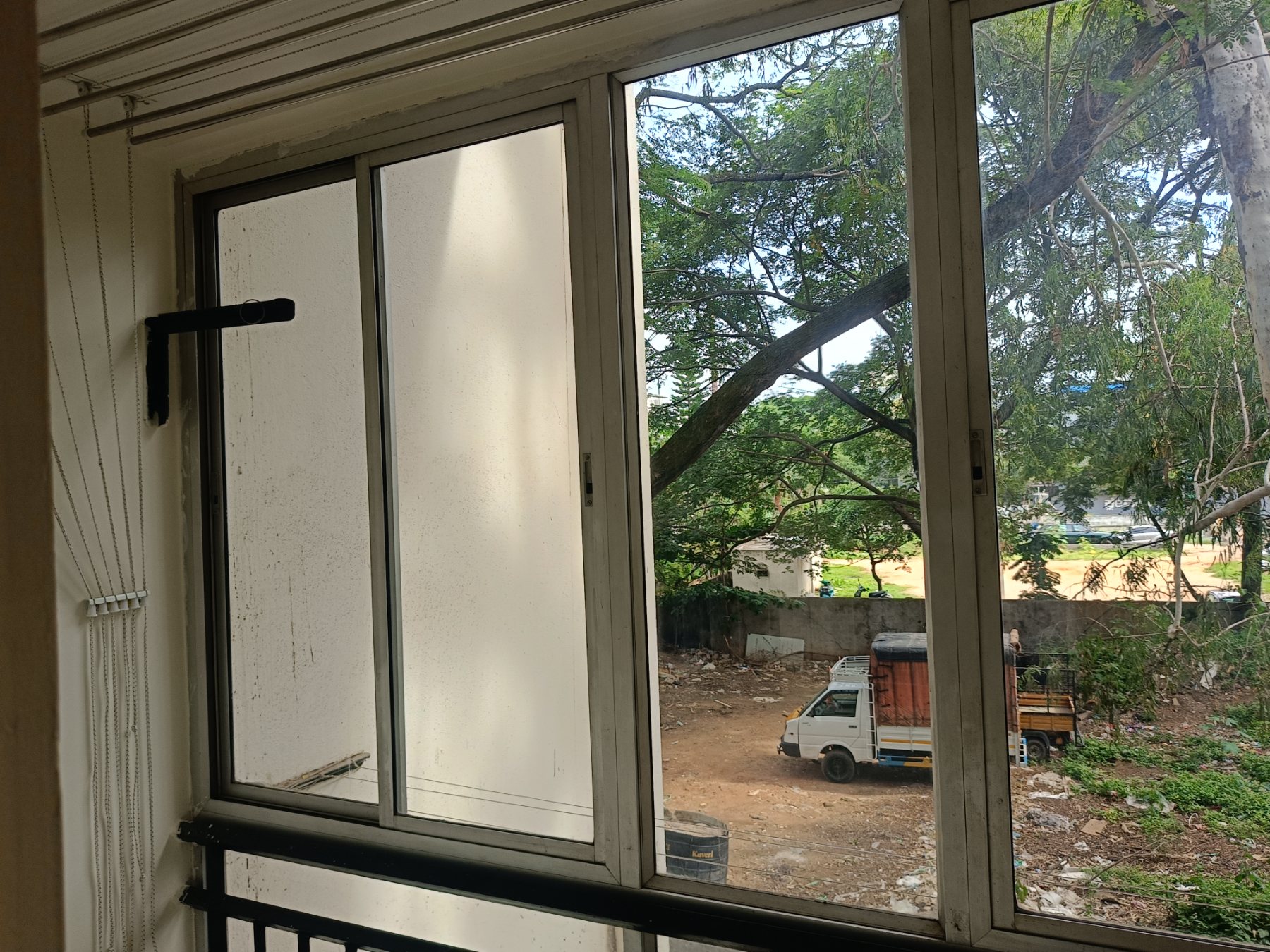 Aluminium Sliding Window Repair in Mantri Woodlands, Arekere Gate, Bannerghatta Road, Bengaluru, Karnataka 560076 - Kutbi Aluminium Glass & Hardware