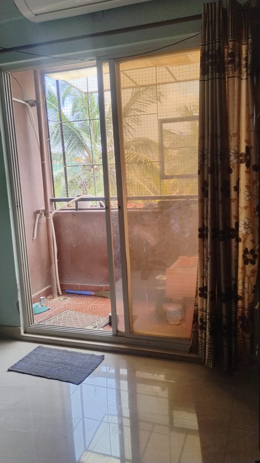 Sliding Window Repair at Pearlite Lakeside Apartment, Parappana Agrahara, Bengaluru - Kutbi Aluminium Glass & Hardware (After / Completed Work)