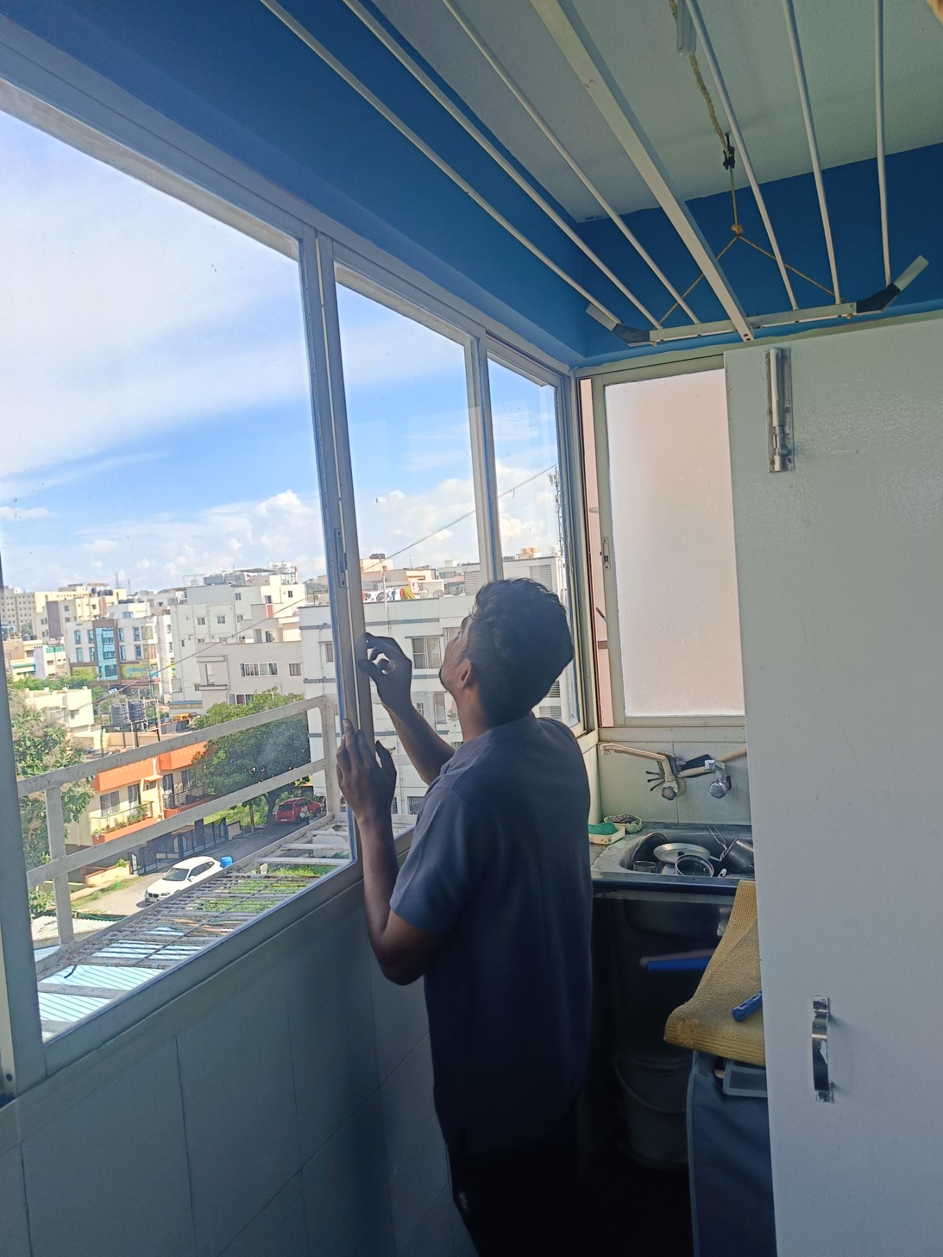 Aluminium Sliding Window Wheel Replacement in Nobonagar Gottigerry, Bengaluru, Bengaluru - Kutbi Aluminium Glass & Hardware