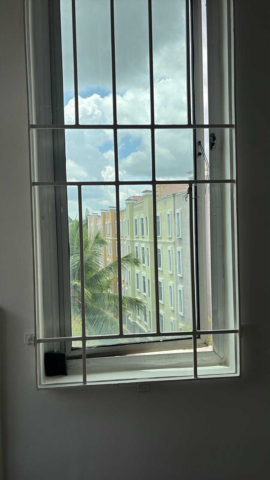 Aluminium Window Hardware Replacement in Brigade Meadows, Bengaluru, Bengaluru - Kutbi Aluminium Glass & Hardware