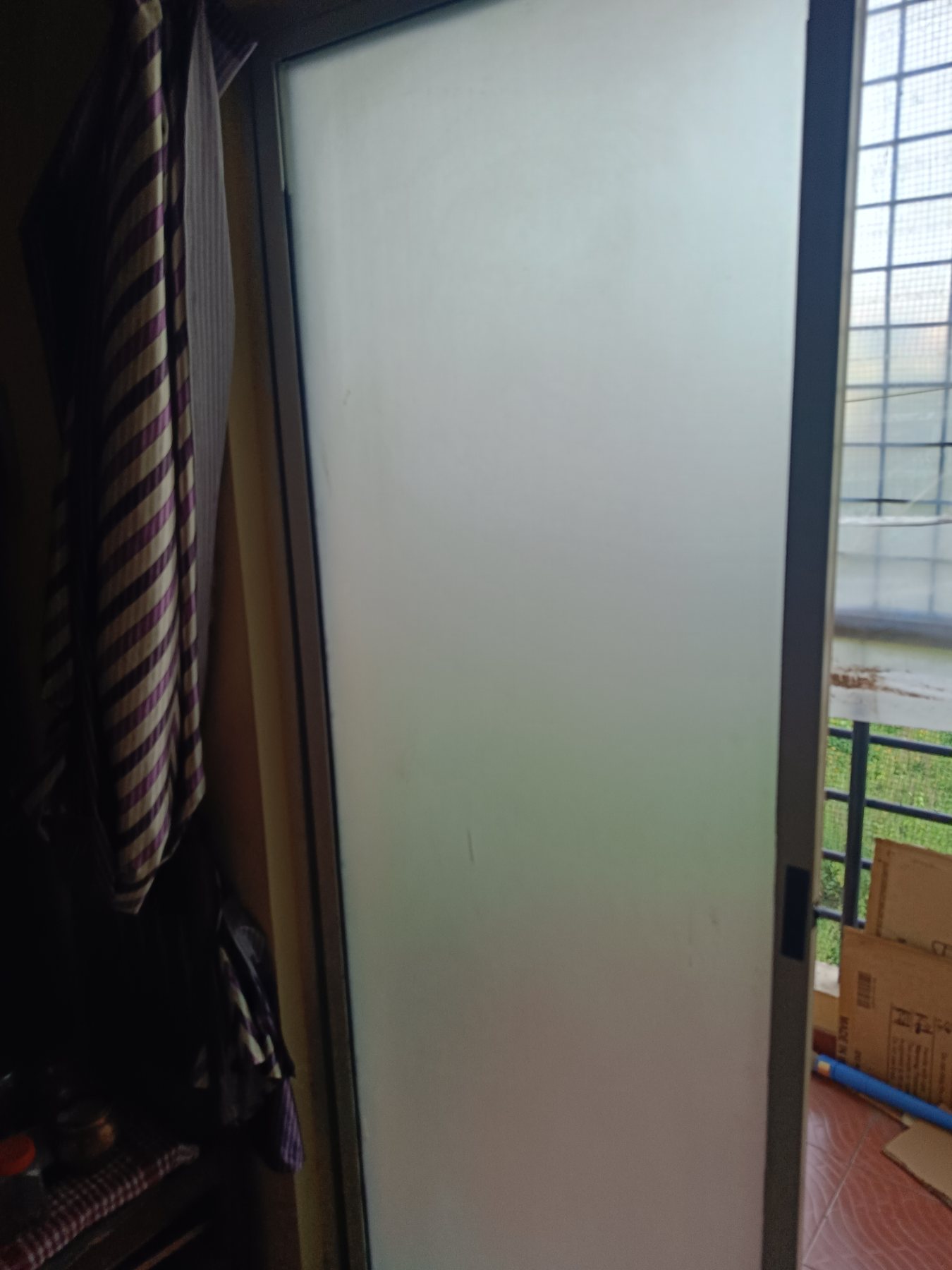Aluminium Sliding Door Broken Glass Replacement in Gottigere, Bengaluru, Bengaluru - Kutbi Aluminium Glass & Hardware