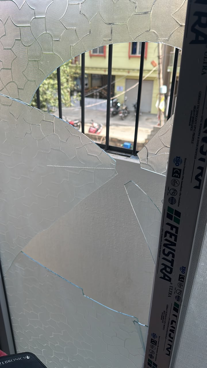 uPVC Sliding Door Broken Glass Replacement at Choodasandra, Bengaluru - Kutbi Aluminium Glass & Hardware (Before)