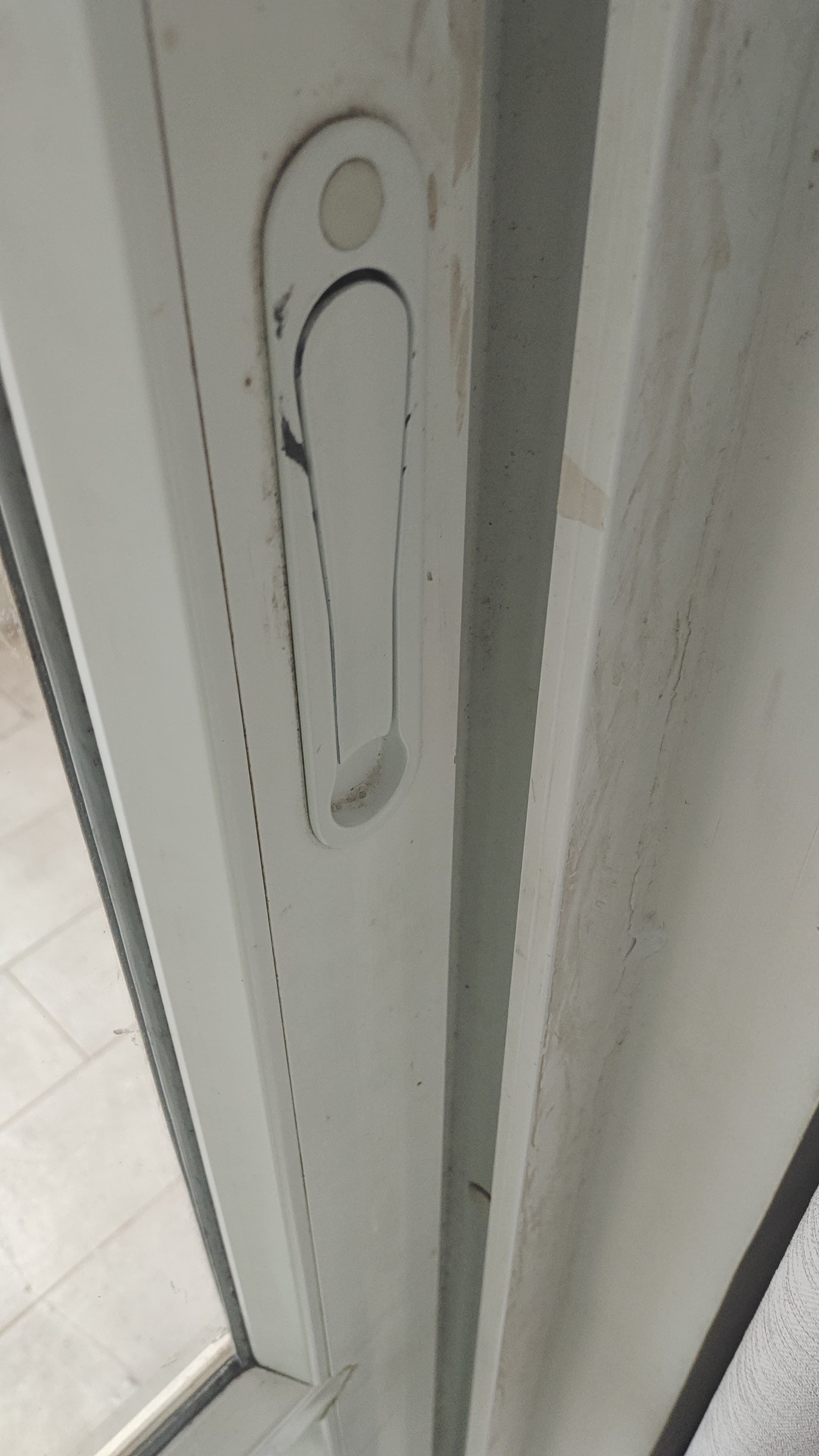 uPVC Sliding Window Lock Replacement in Rohan Jharoka Apartment, Yemalur, Marthahalli, Bengaluru, Karnataka - Kutbi Aluminium Glass & Hardware