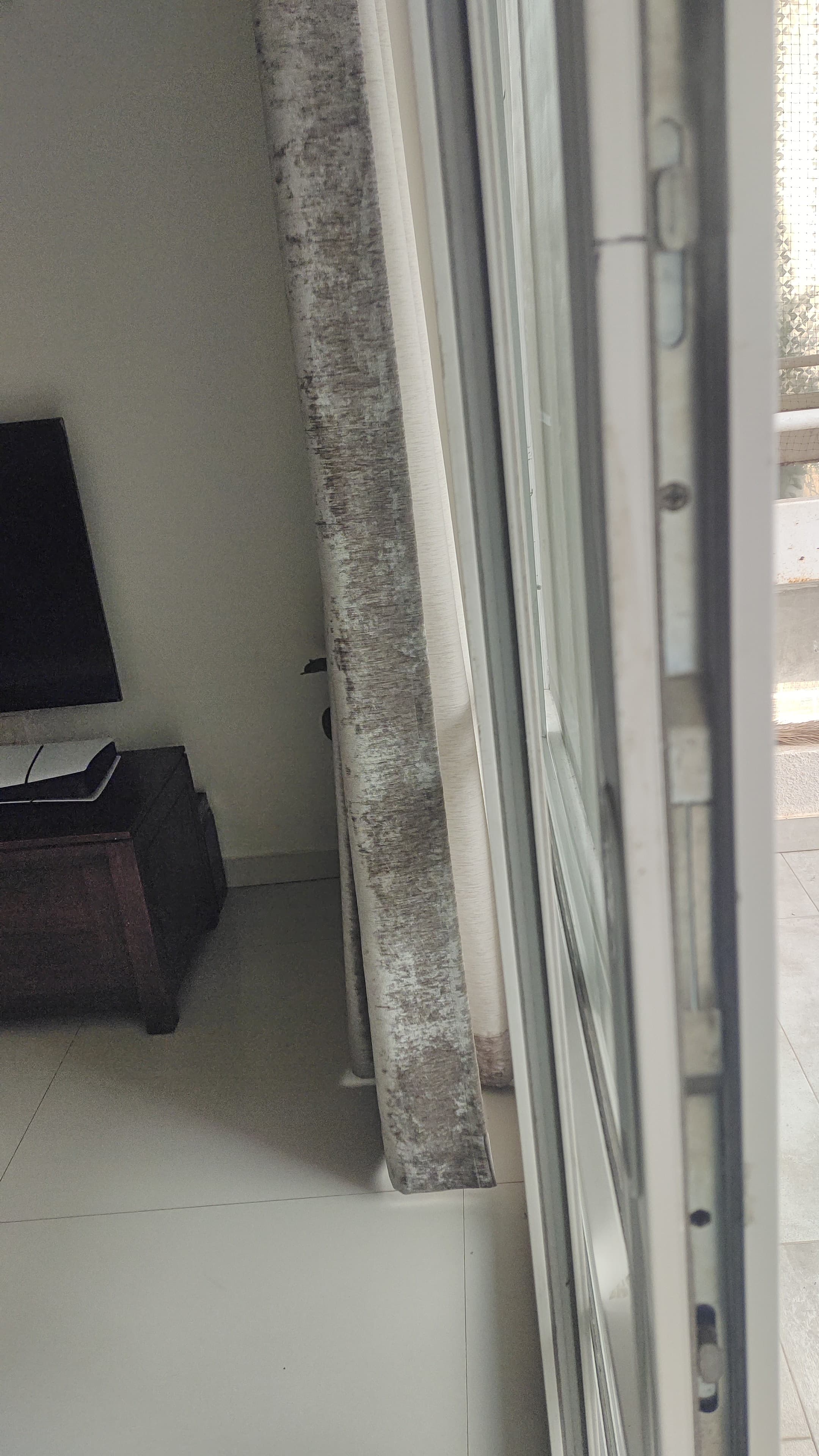 uPVC Sliding Window Lock Replacement in Rohan Jharoka Apartment, Yemalur, Marthahalli, Bengaluru, Karnataka - Kutbi Aluminium Glass & Hardware