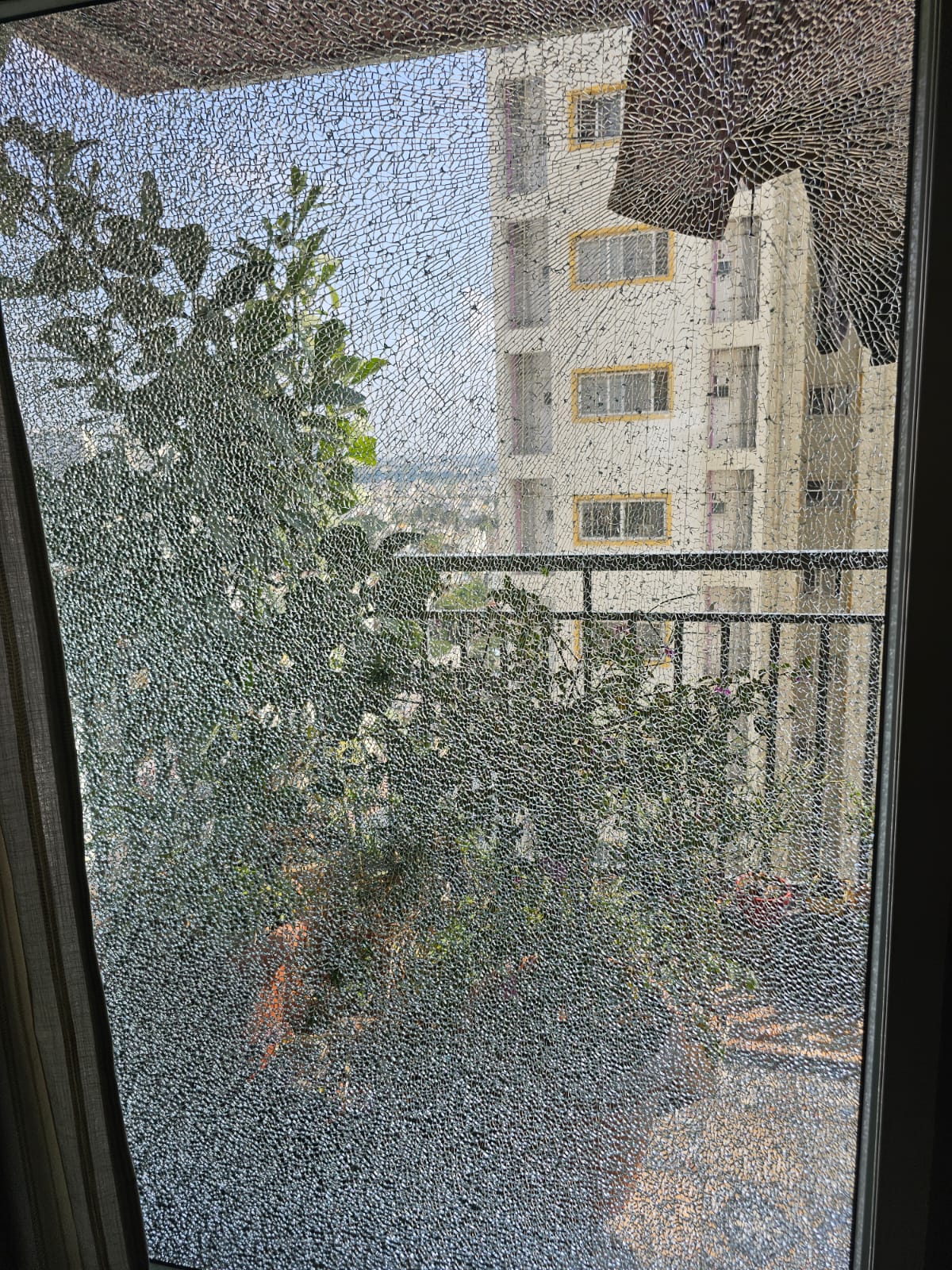 uPVC Sliding Door Broken Glass Replacement at Keya Spring, Arekere, Bengaluru - Kutbi Aluminium Glass & Hardware