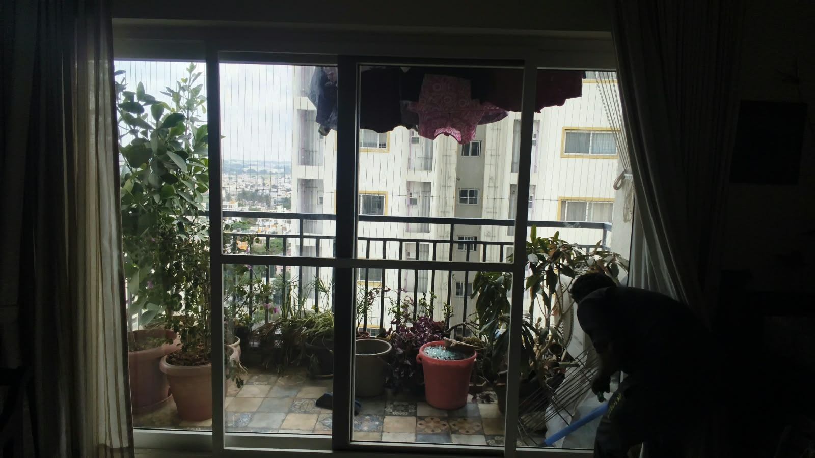 uPVC Sliding Door Broken Glass Replacement at Keya Spring, Arekere, Bengaluru - Kutbi Aluminium Glass & Hardware