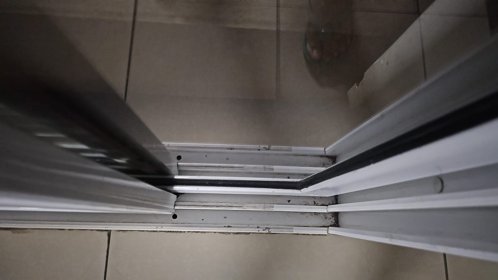 Aluminium Sliding Window Repair in Begur, Bengaluru, Bengaluru - Kutbi Aluminium Glass & Hardware