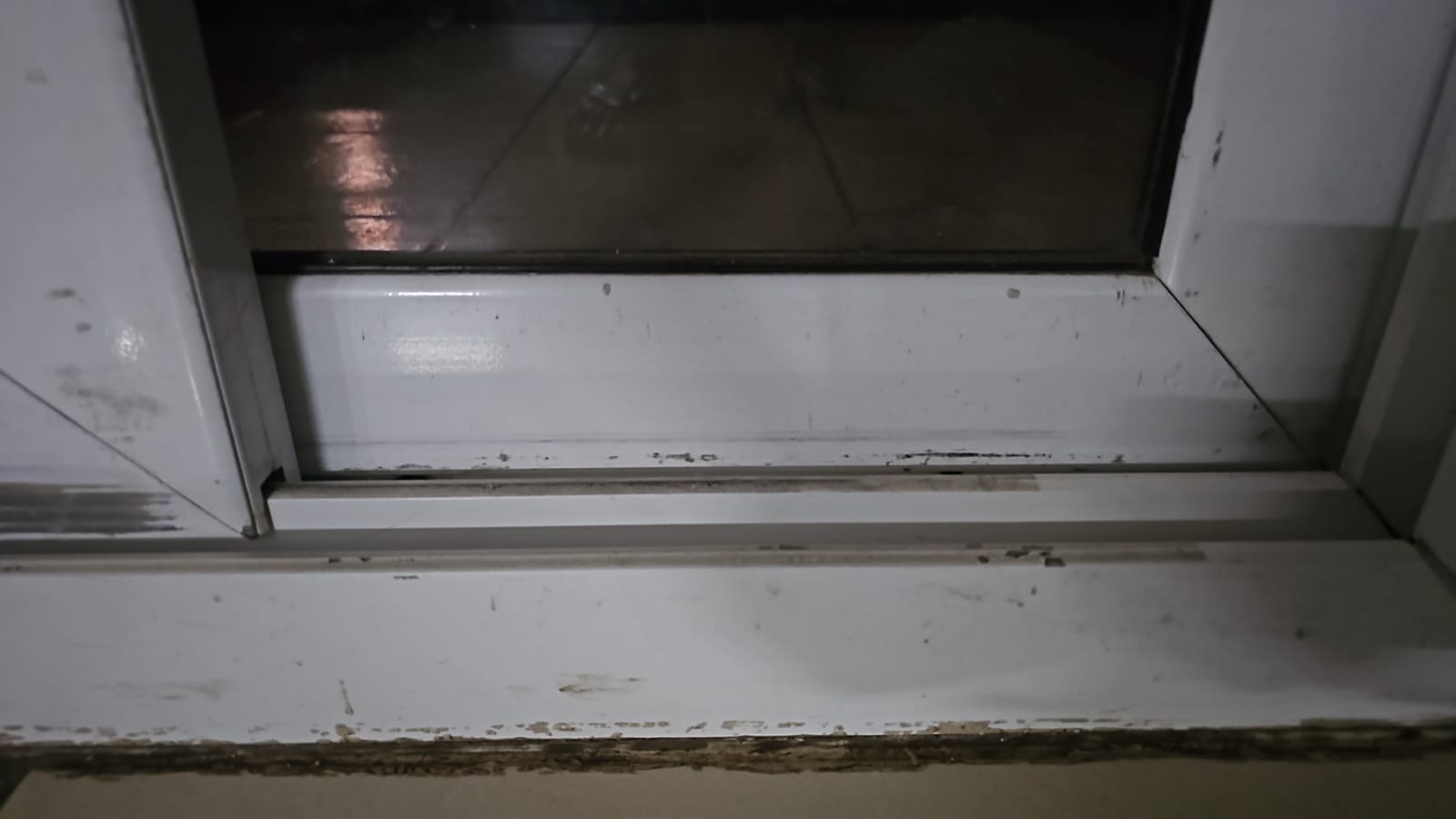 Aluminium Sliding Window Repair in Begur, Bengaluru, Bengaluru - Kutbi Aluminium Glass & Hardware