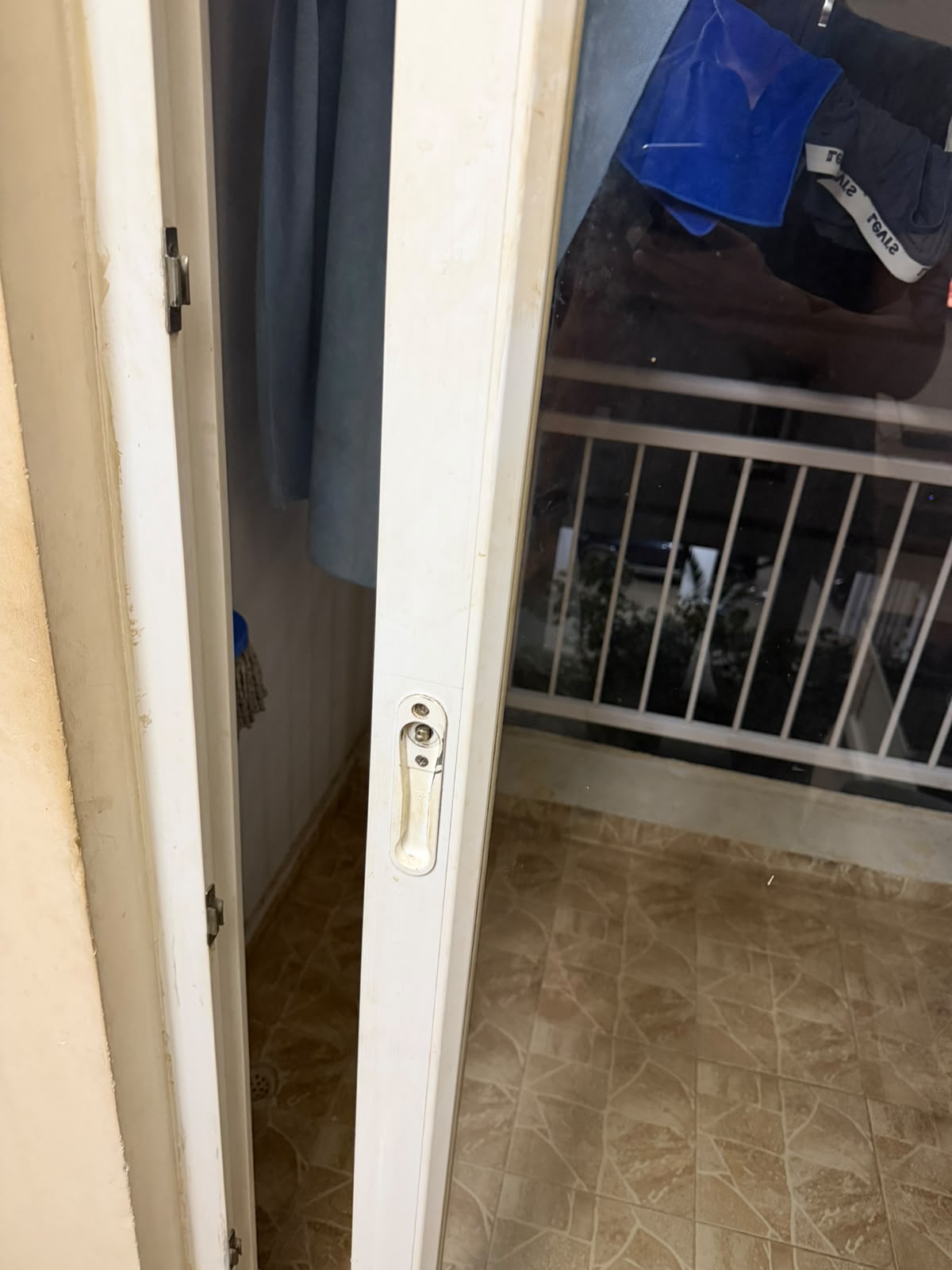 uPVC Sliding Door Lock Replacement before repair at Shriram Surabhi Building, Holiday Village Road, Off Kanakapura Road, Mallasandra, Bengaluru - Kutbi Aluminium Glass & Hardware