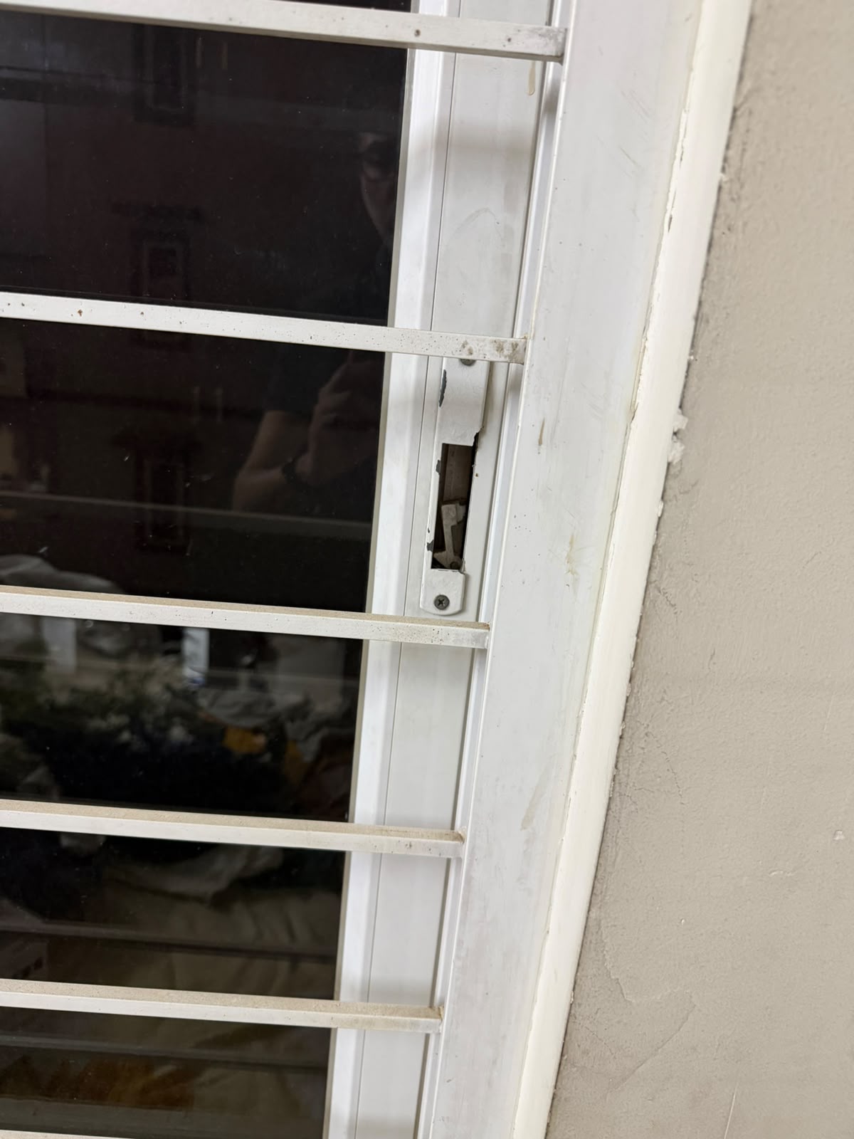 uPVC Sliding Window Lock Replacement before repair at NF Shriram Surabhi Building, Holiday Village Road, Off Kanakapura Road, Mallasandra, Bengaluru - Kutbi Aluminium Glass & Hardware